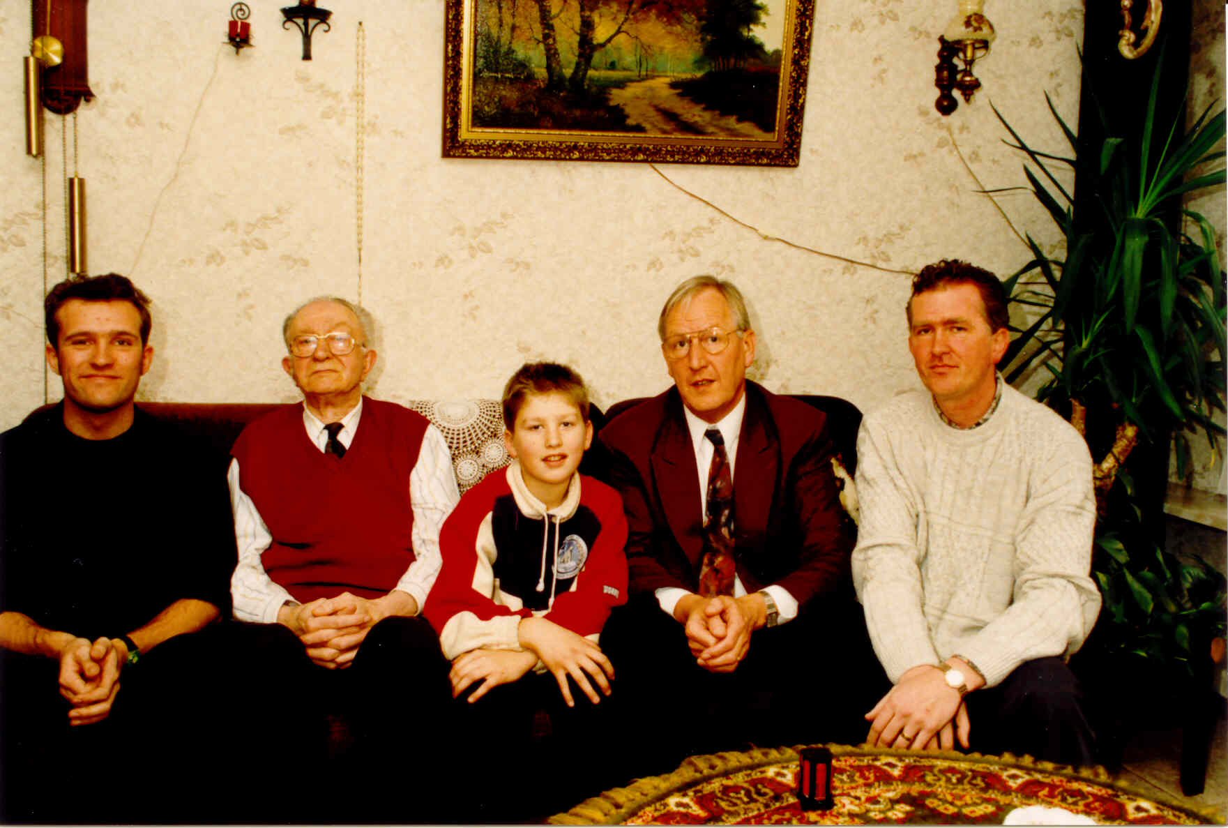 Klik voor foto in apart venster 033912.jpg