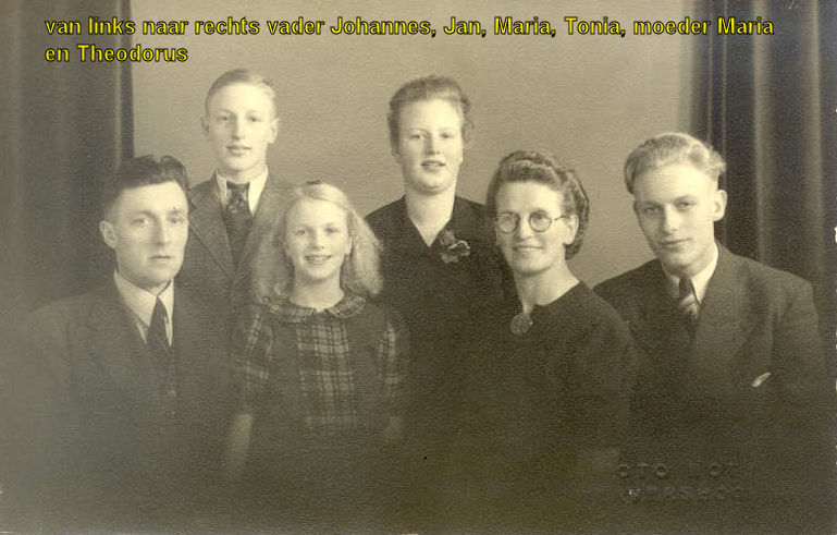 Klik voor foto in apart venster 055499.jpg
